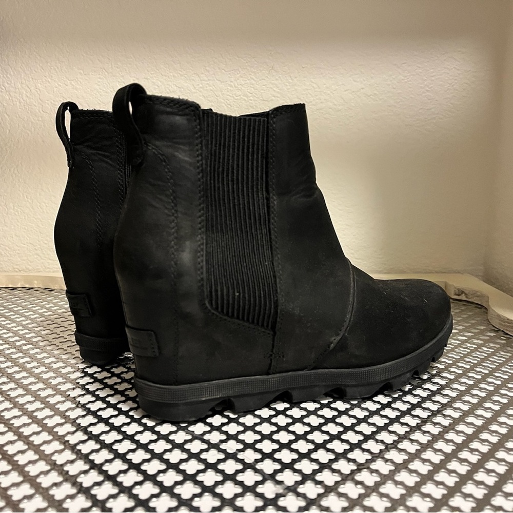 Black Sorel Boots